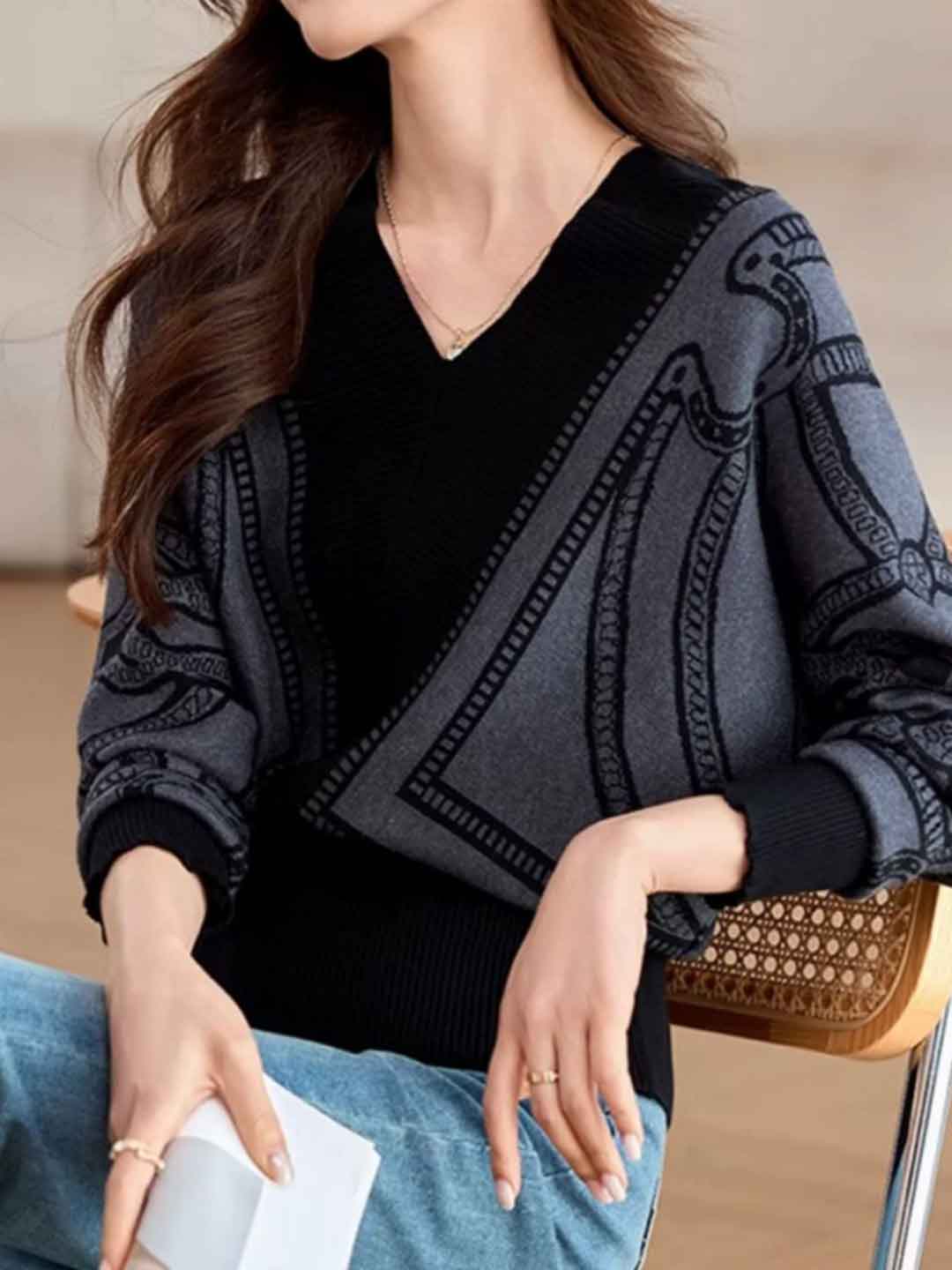 Kaitlyn Loose V-Neck Bat Sleeve Knitted Top