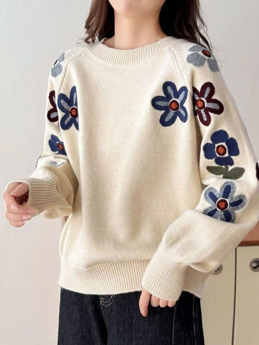 Sydney Classic Crew Neck Embroidered Floral Knitted Top