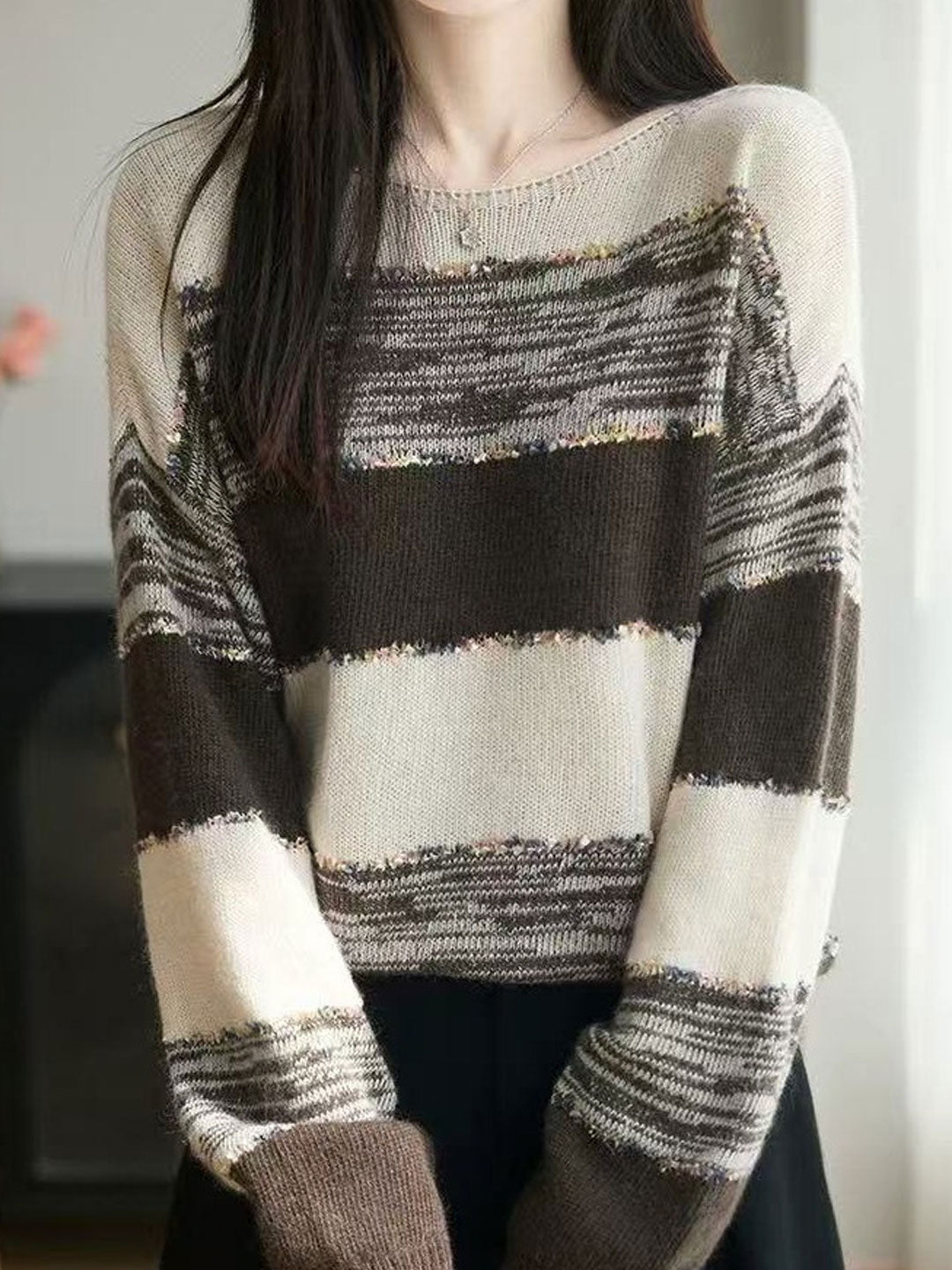 Molly Loose Crew Neck Contrastted Knitted Sweater
