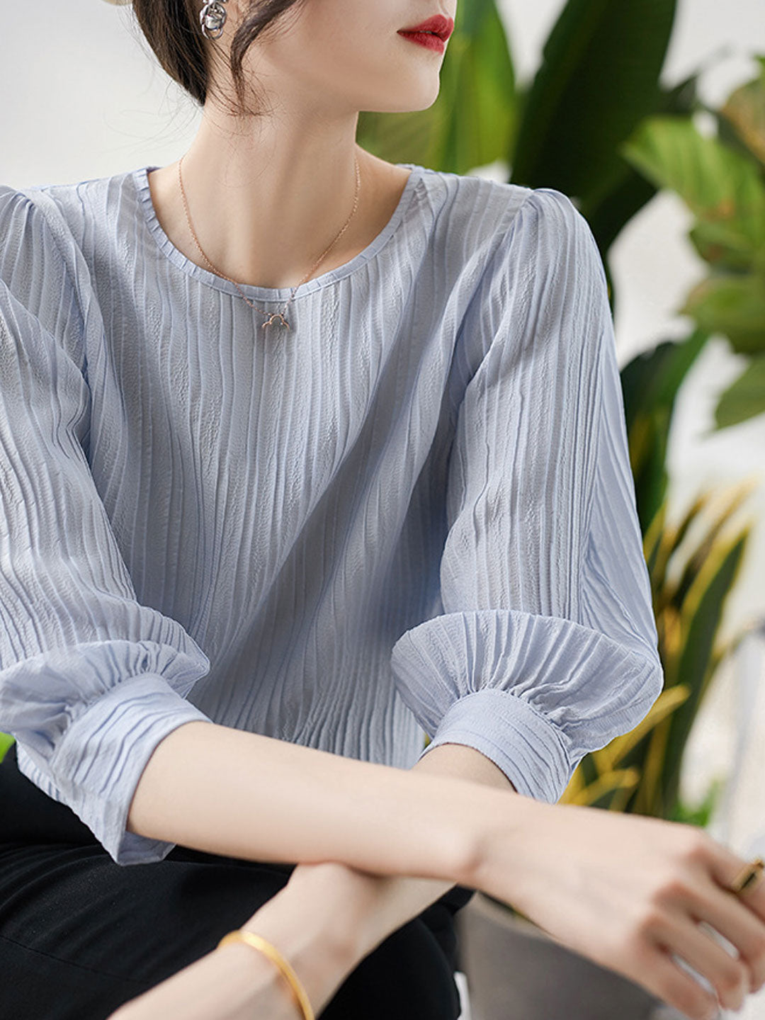 Kayla Classic Crew Neck Pleated Shirt-Blue