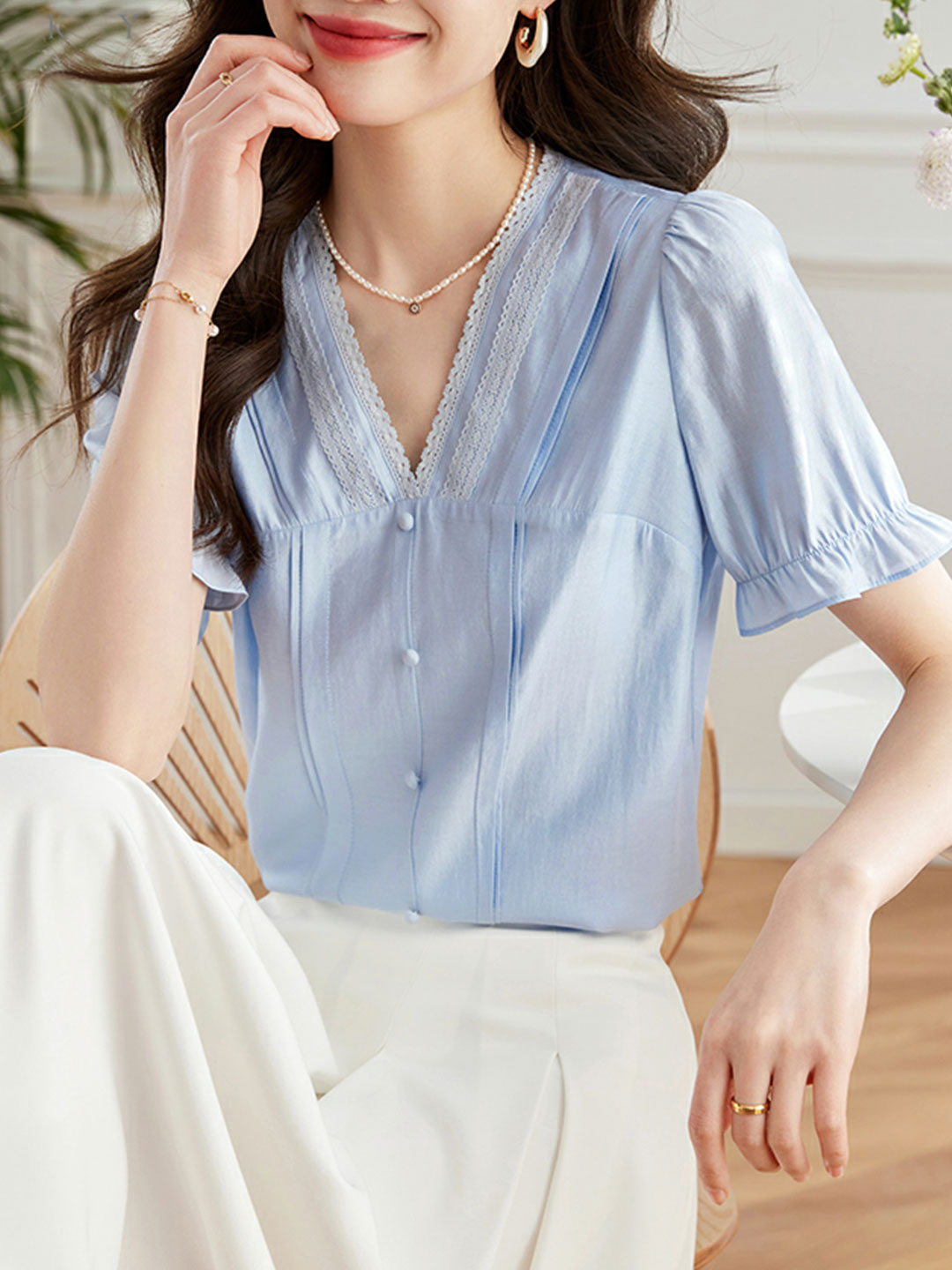 Mia Classic V-Neck Chiffon Blouse