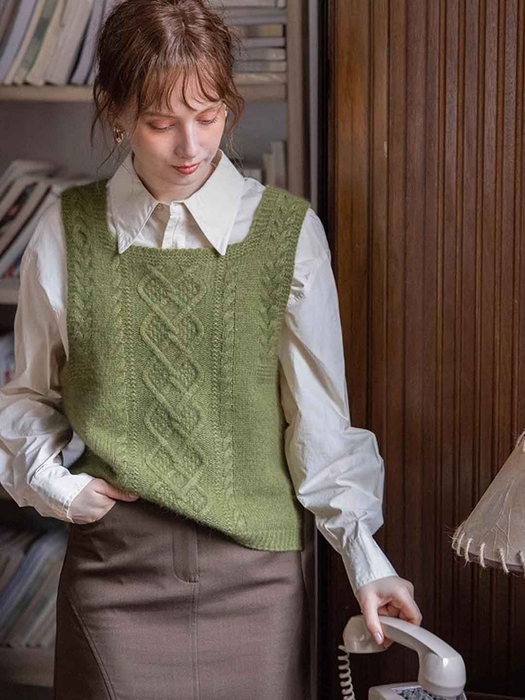 Hannah Retro Square Neck Cable Knitted Vest