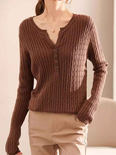 Bella Classic V-Neck Solid Color Knitted Sweater