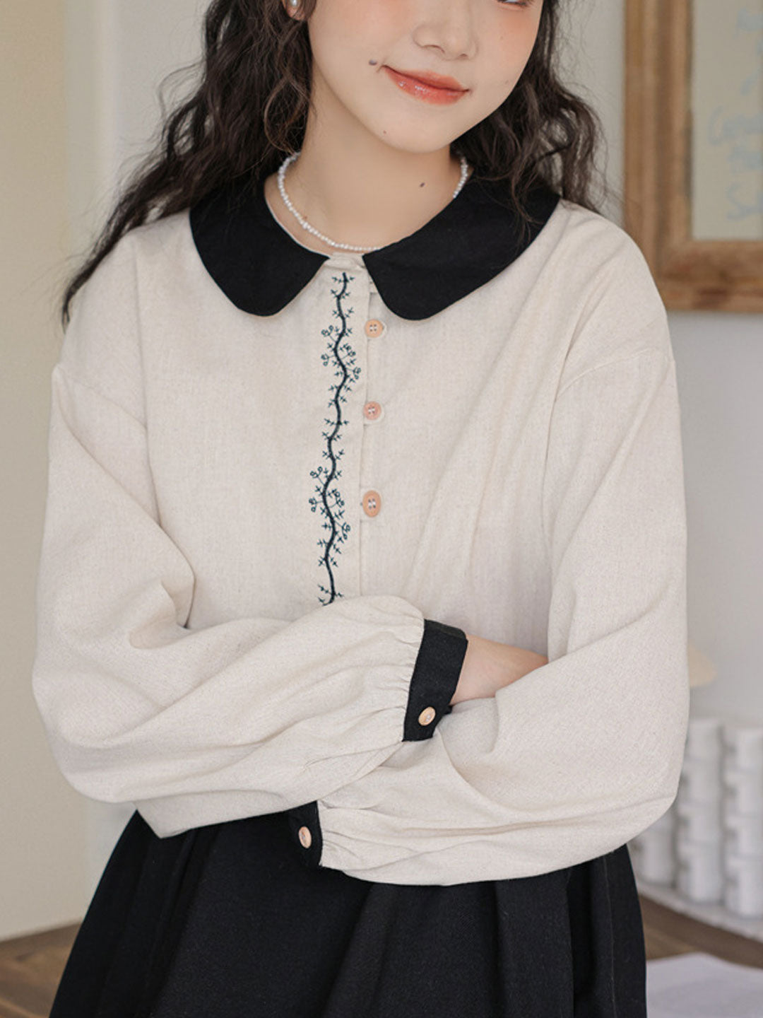 Rachel Retro Doll Collar Embroidered Shirt