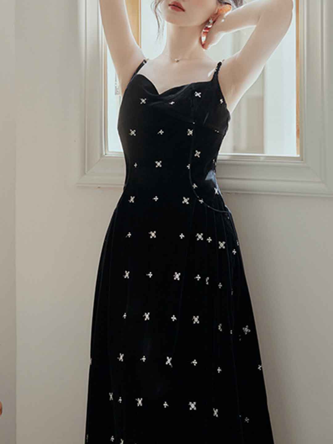 Kayla Retro Velvet Embroidered Slip Dress Two-Piece Set