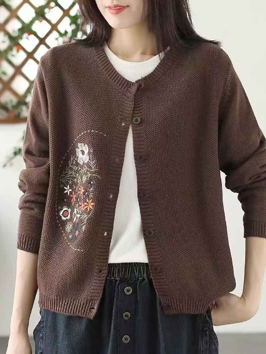 Anna Classic Crew Neck Embroidered Knitted Cardigan