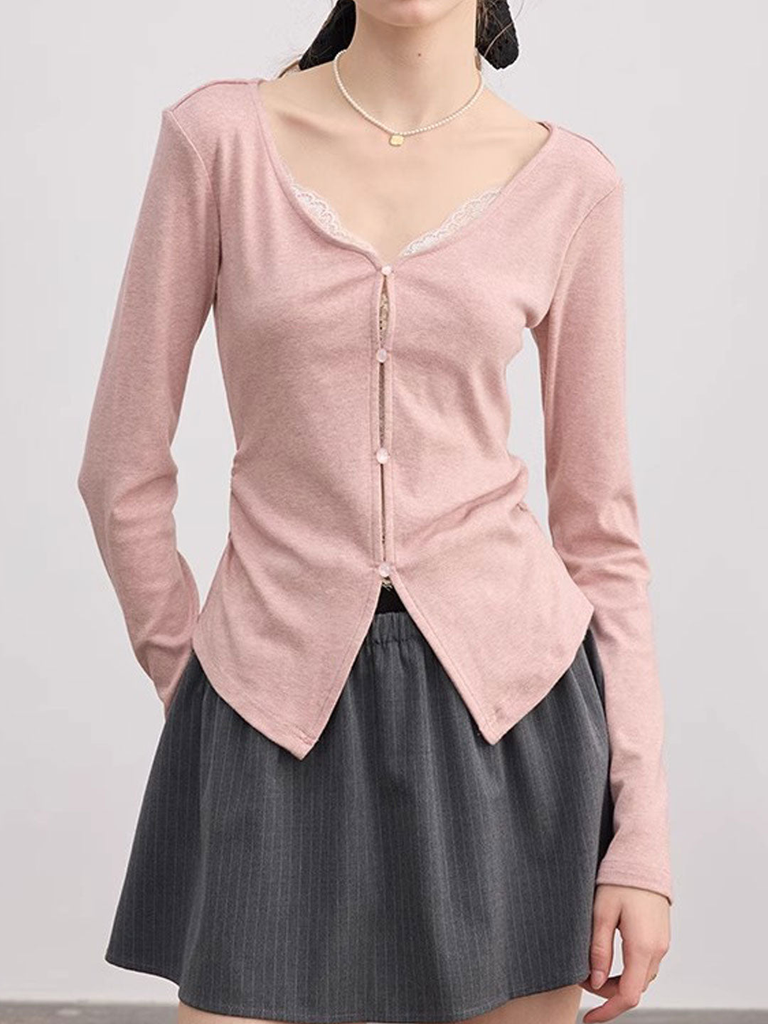 Chloe Slim V-Neck Solid Color Lace Top