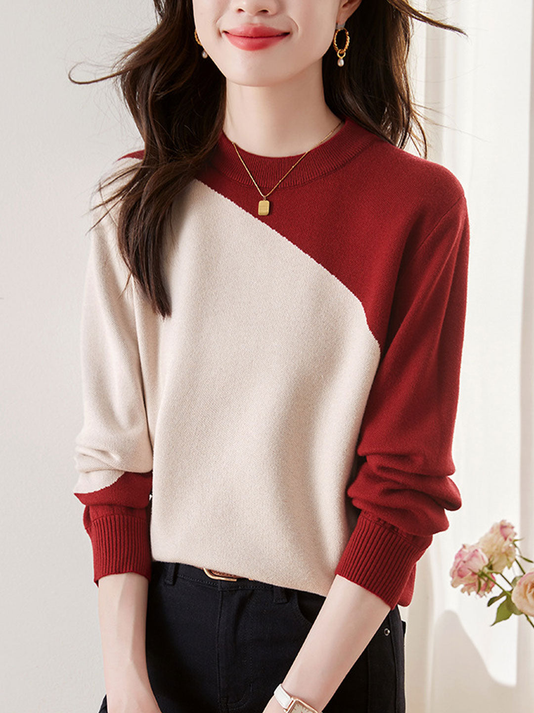 Olivia Classic Crew Neck Contrast Knitted Sweater