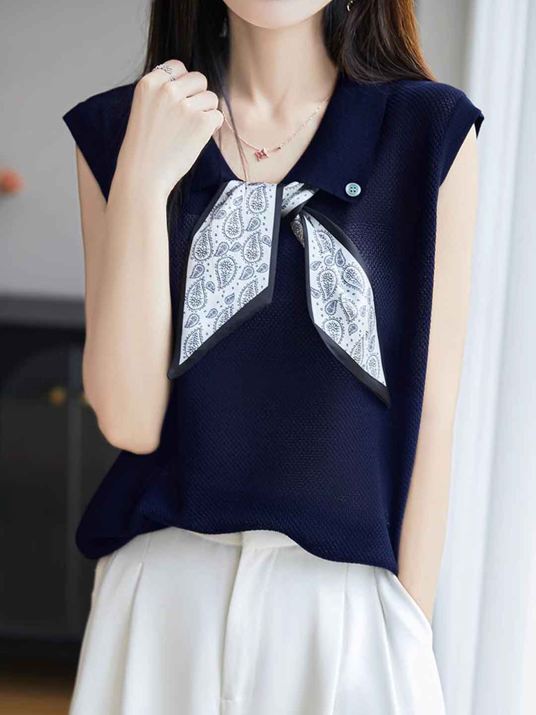 Katelyn Classic Lapel Scarf Sleeveless Knitted Top