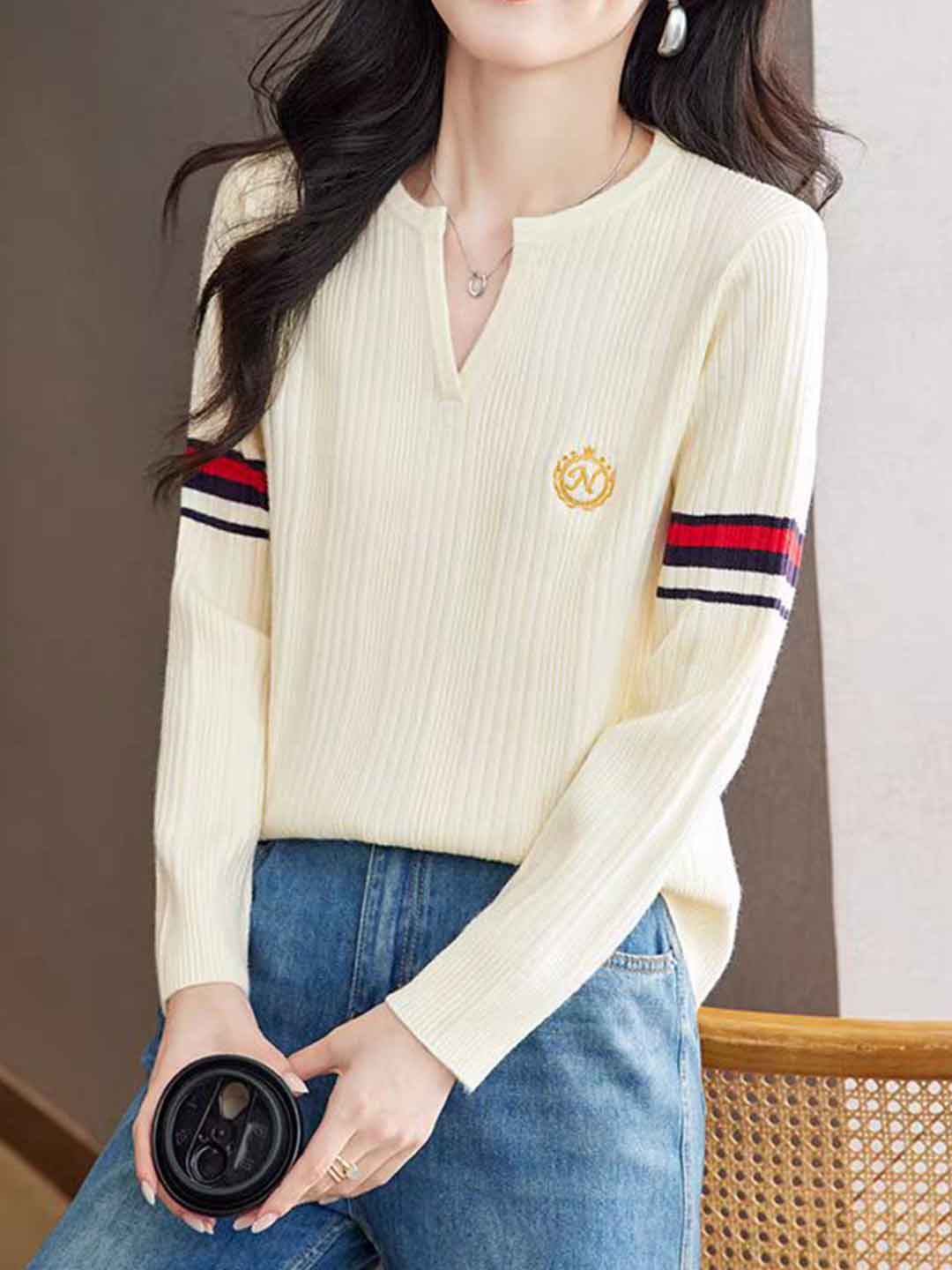 Valeria Loose V-Neck Striped Knitted Top