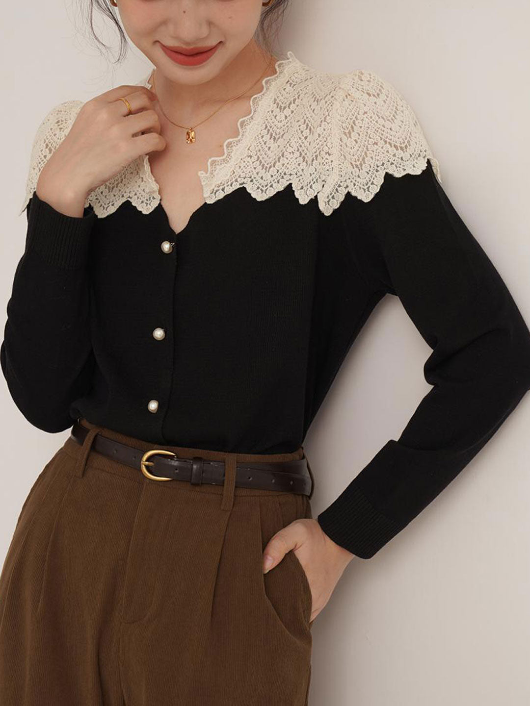 Destiny Vintage V-Neck Hollowed Lace Knitted Top