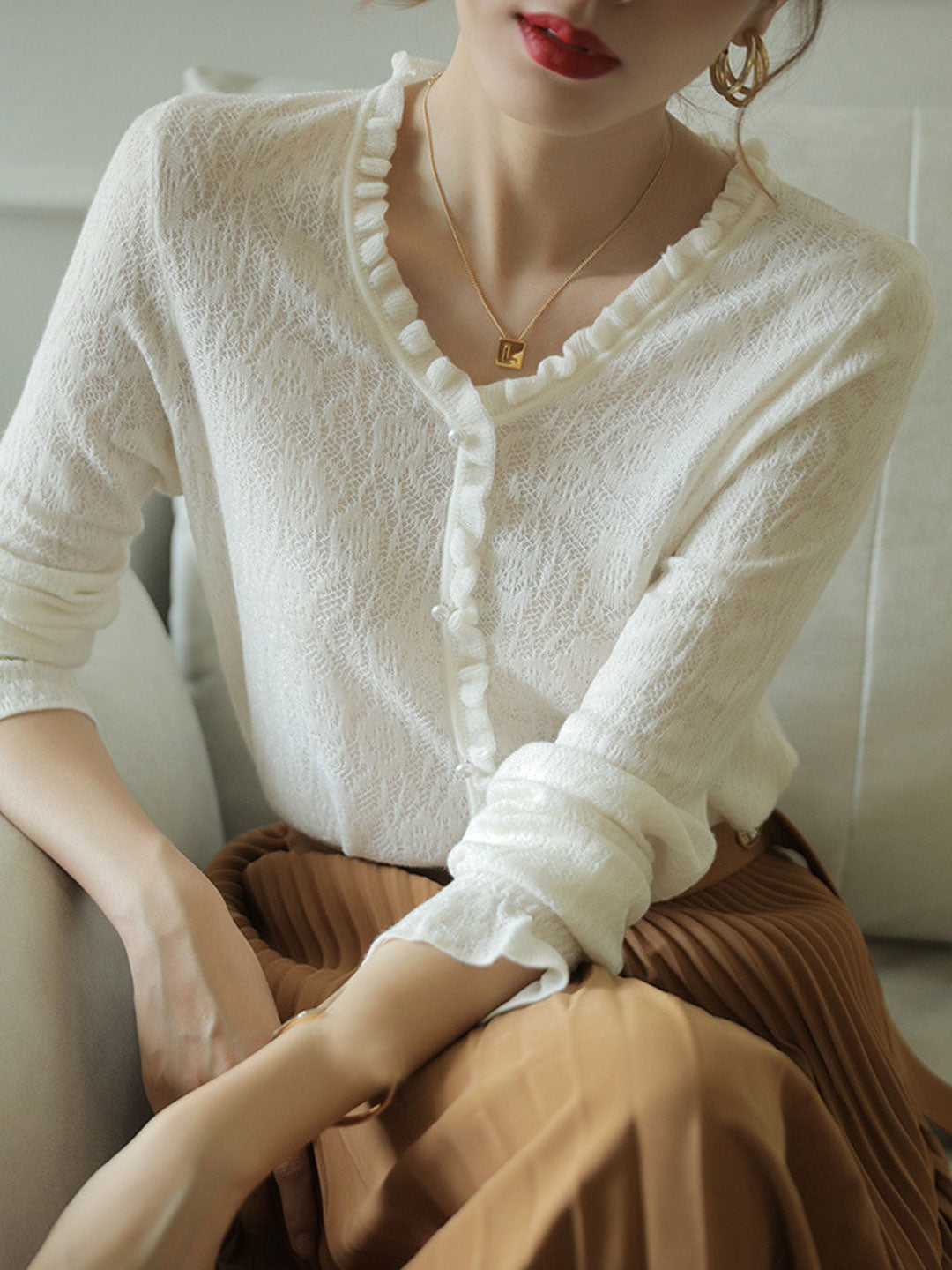 Ashley Retro V-Neck Auricular Flare Sleeve Knitted Top-White