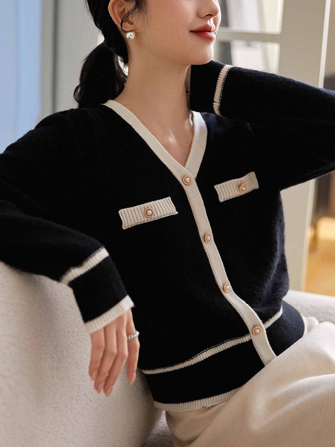 Hannah Casual V-Neck Textured Jacquard Knitted Sweater