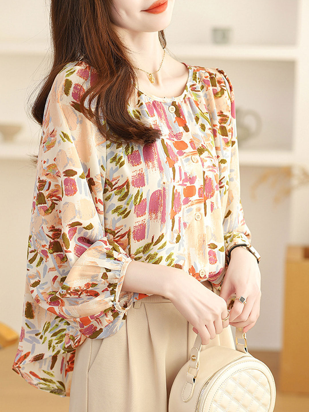 Alyssa Retro Crew Neck Floral Printed Top