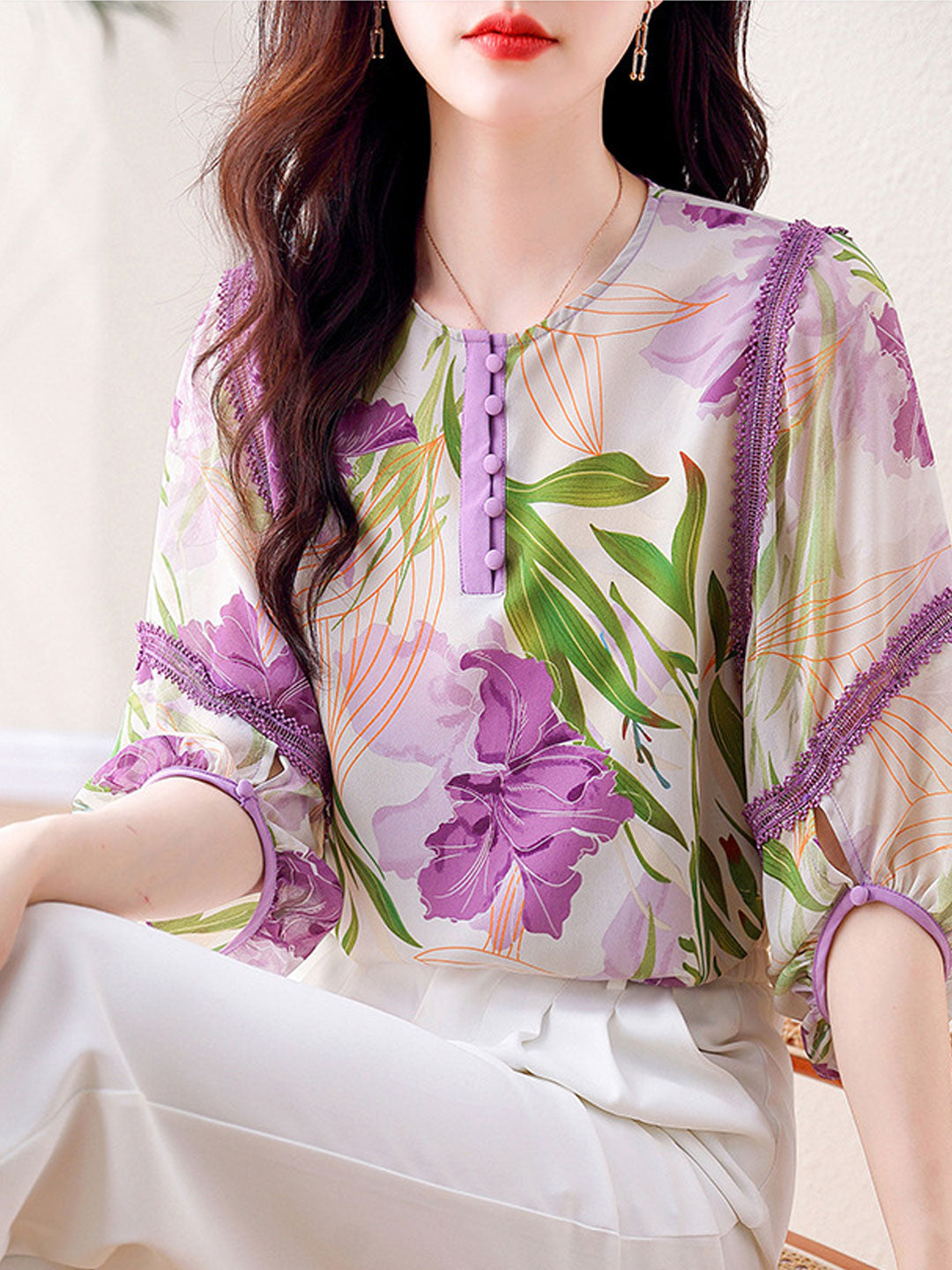 Grace Loose Crew Neck Buttoned Printed Chiffon Blouse