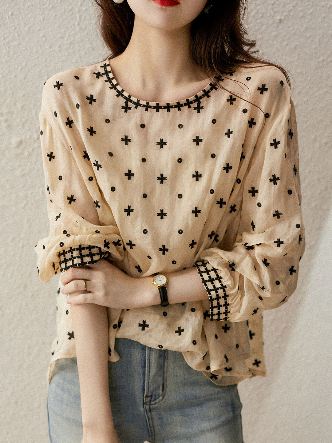 Alexa Classic Embroidered Round Neck Puff Sleeve Top