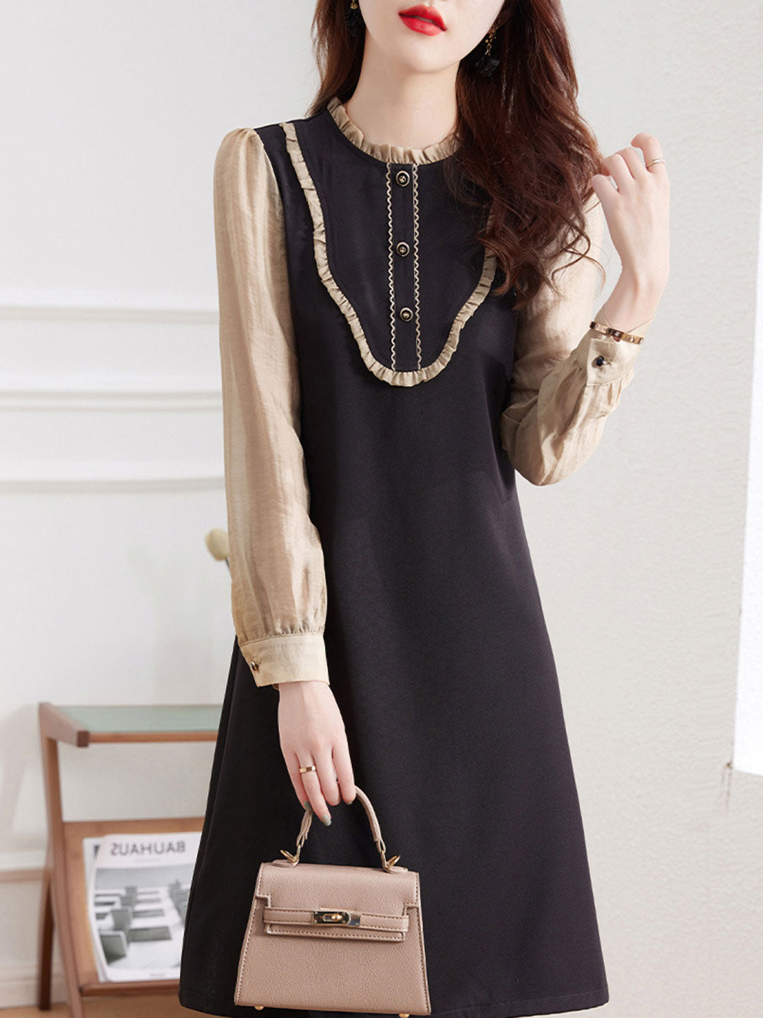 Julia Elegant Crew Neck Dress