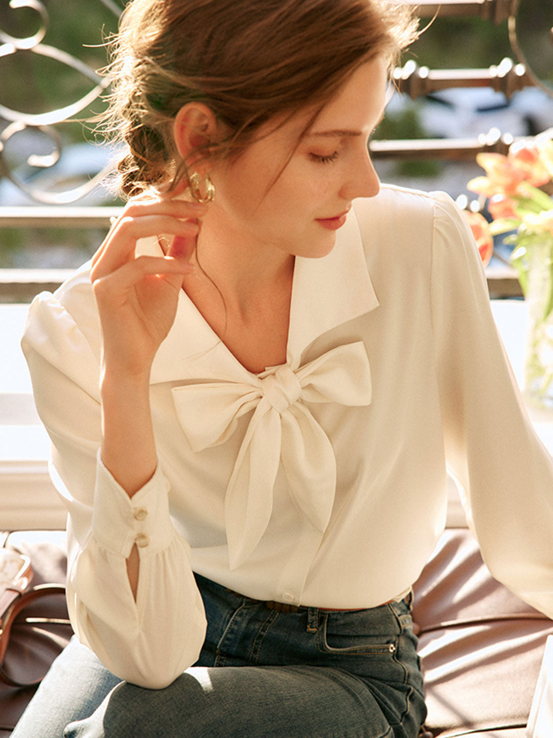 Chloe Vintage Bow Long Sleeve Shirt