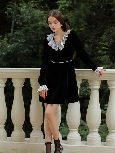 Olivia Retro Lace Doll Collar Long Sleeve Velvet Dress