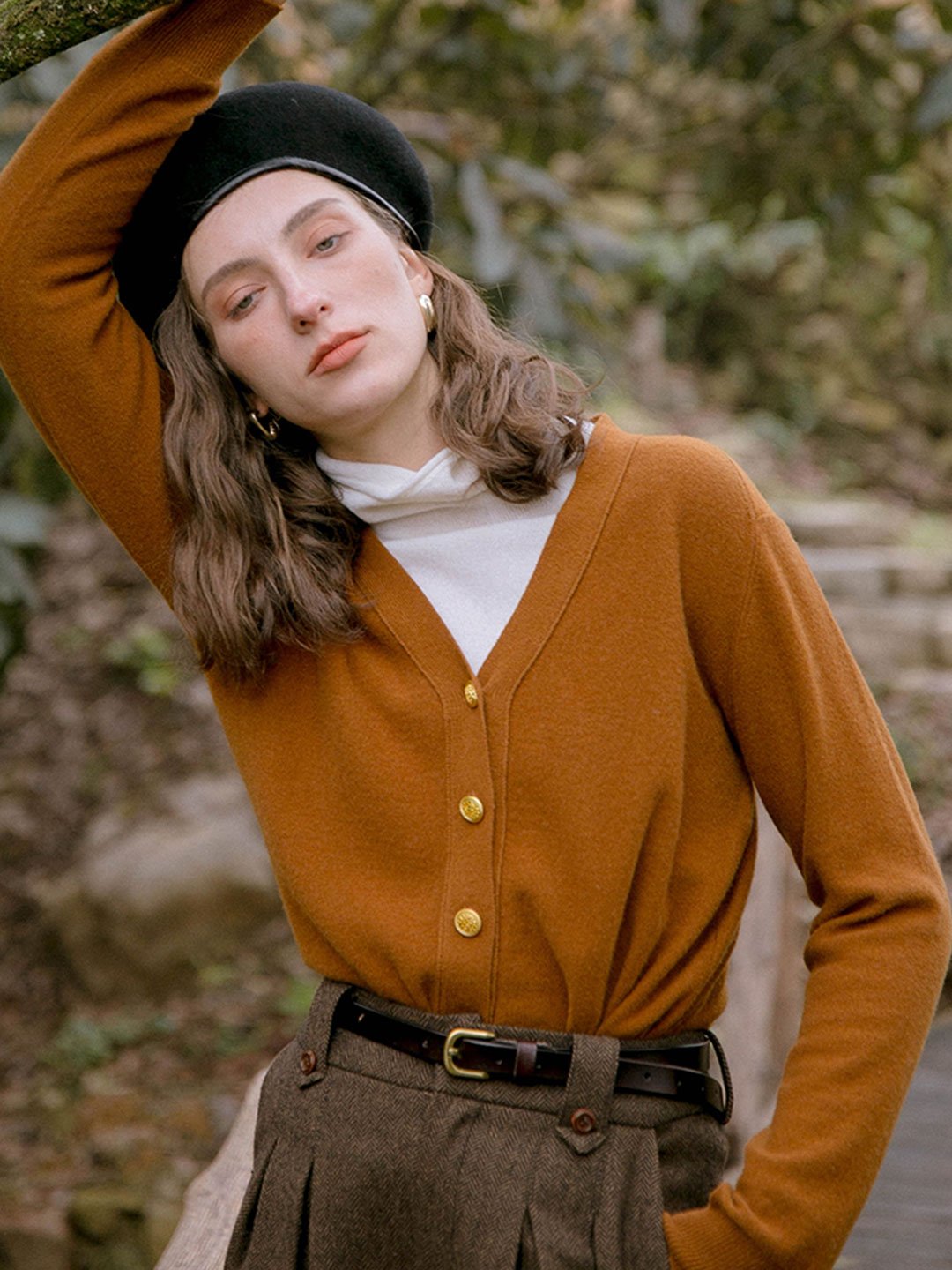 Naomi Vintage V-Neck Knitted Cardigan