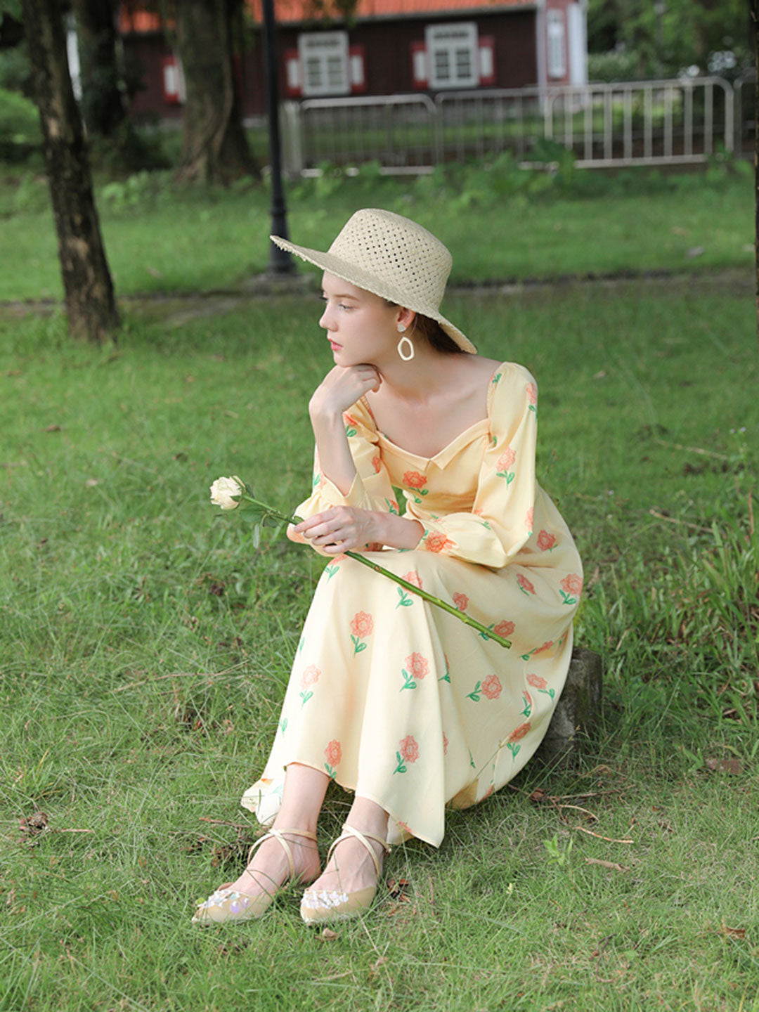 Eva Vintage Puff Sleeve Sunflower Dress