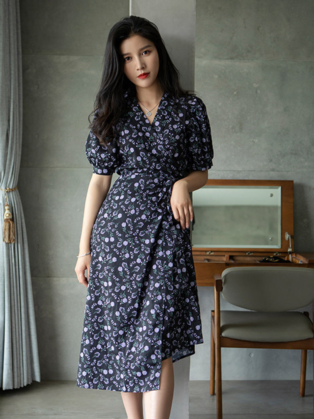 Amy Vintage Floral Puff Sleeve Maxi Dress