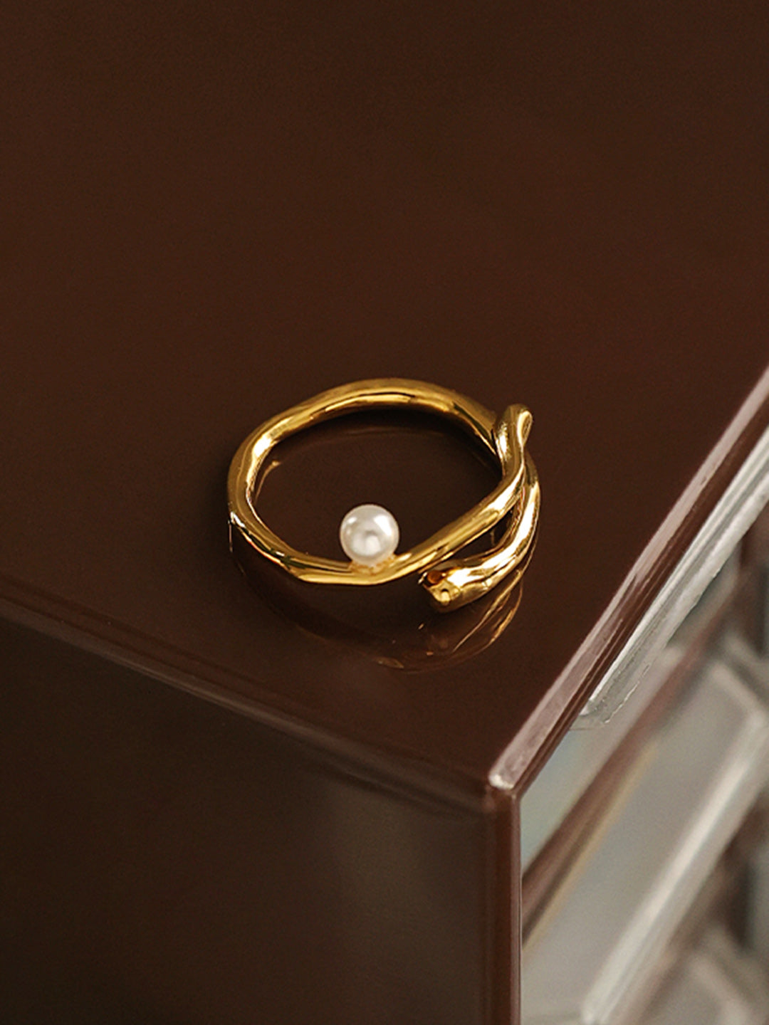 Simple Irregular Water Ripple Highlight Adjustable Pearl Ring